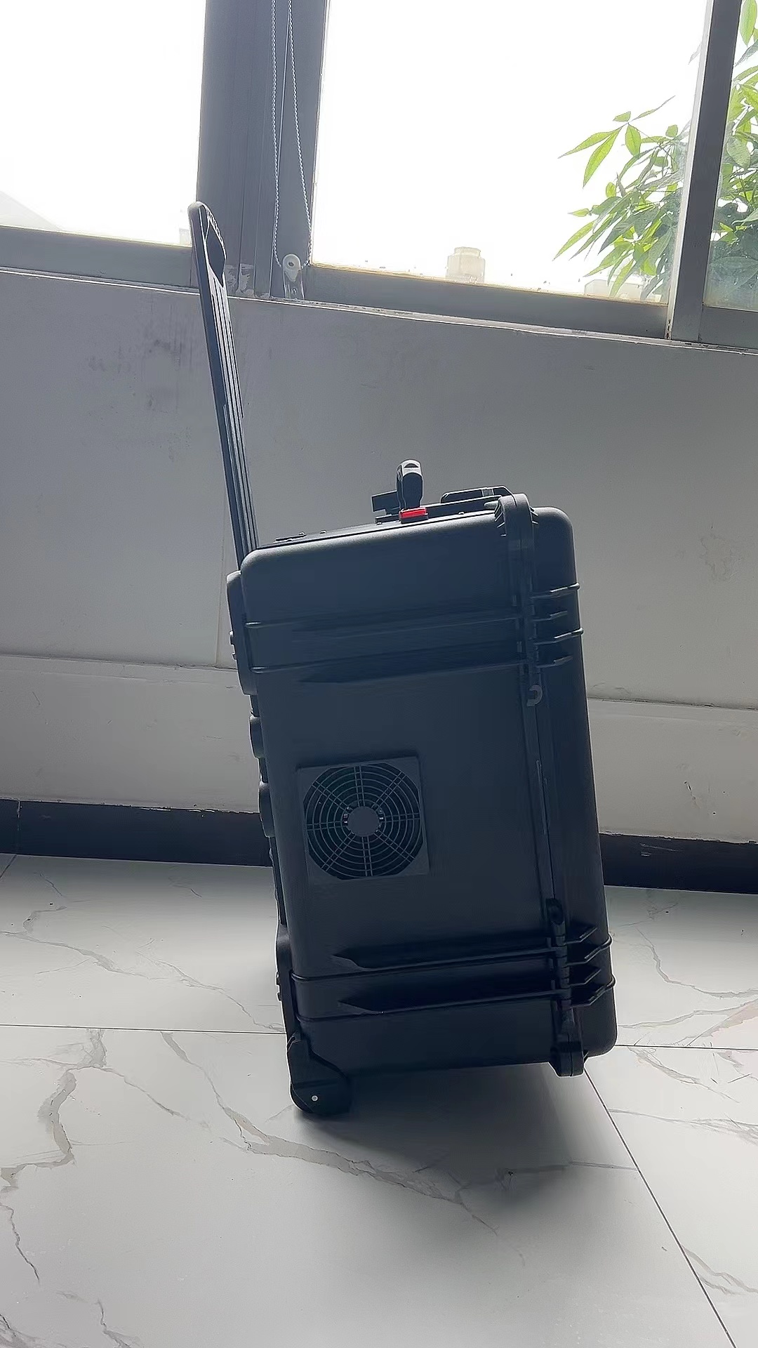 阜康手拉箱型移动通信干扰器